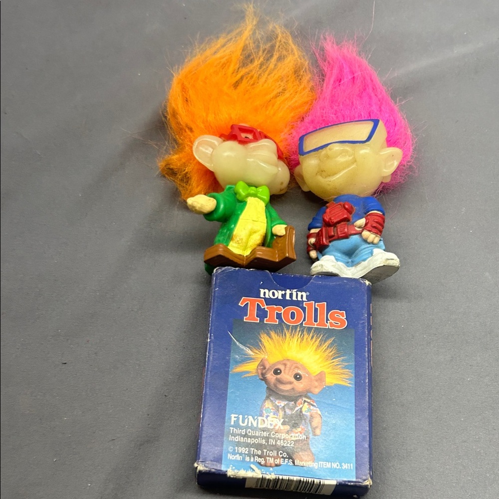 Vintage Trolls Figures Pink Hair‎ from Burger King and deck of playing cards